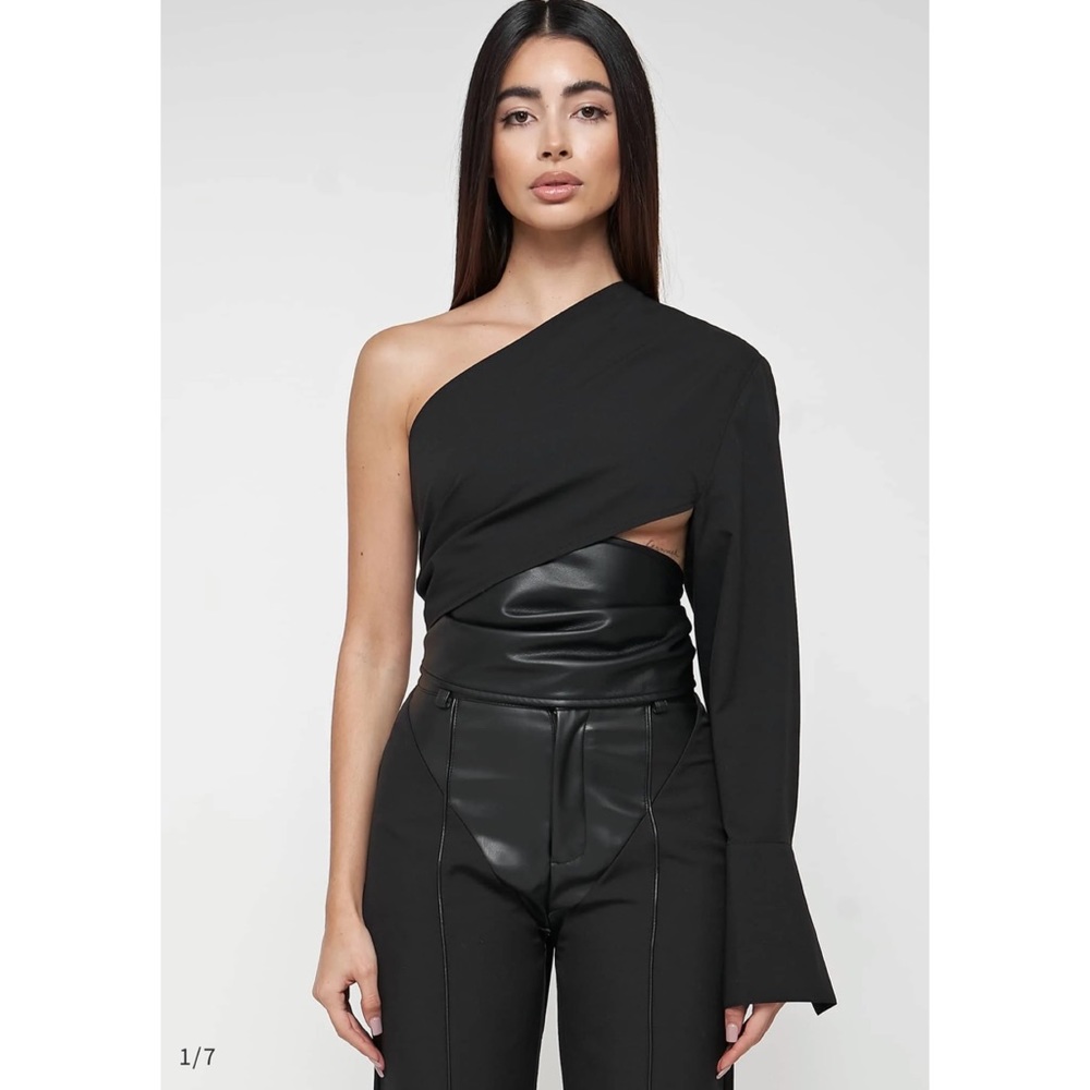 NWT Maniere De Voir ONE SLEEVE VEGAN LEATHER WRAP TOP